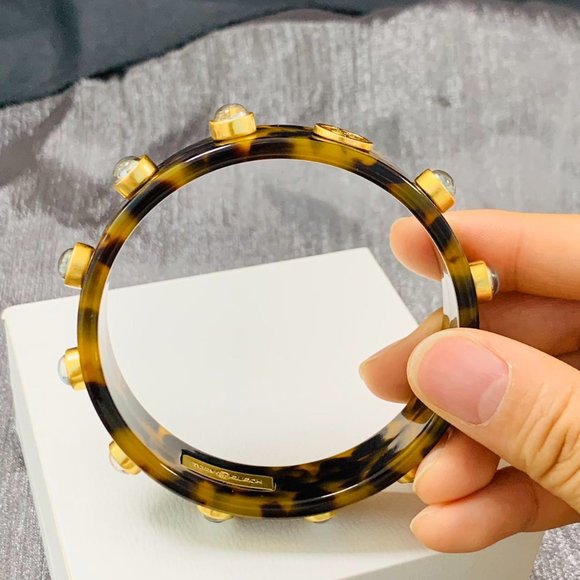 Tory Burch bracelet T series simple commuting big-budget resin bracelet - Picture 11 of 12